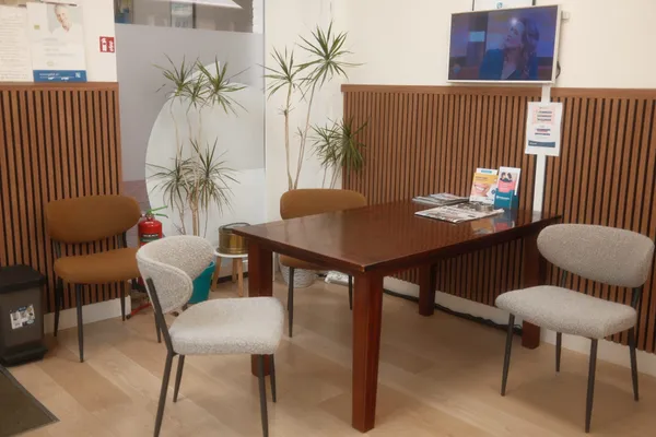 Behandelstoel tandprotheticus Sleeuwijk - overkappingsprothese praktijk