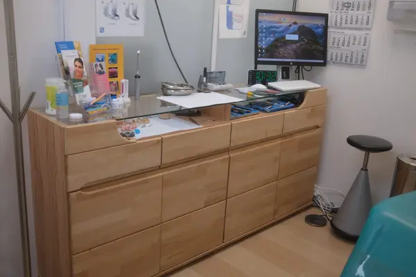 Tandtechnische werkplek Tandprotheticuspraktijk Dokman Sleeuwijk